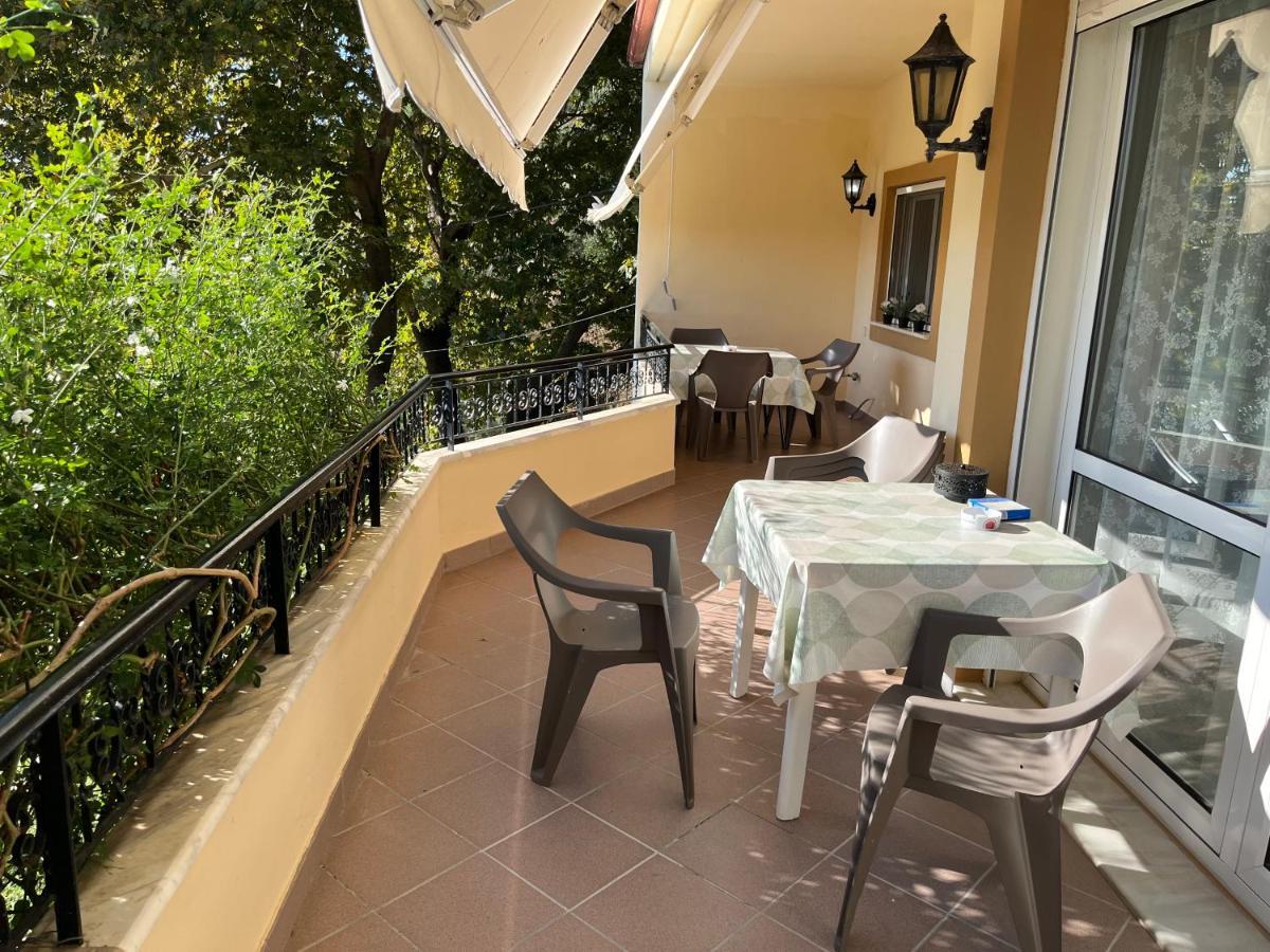 Chita'S House Villa Paralia Vrachou Exterior foto